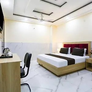 The Glory Hotel New Delhi